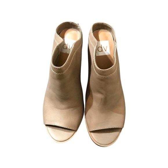 Dolce Vita Heels - Picture 1 of 4